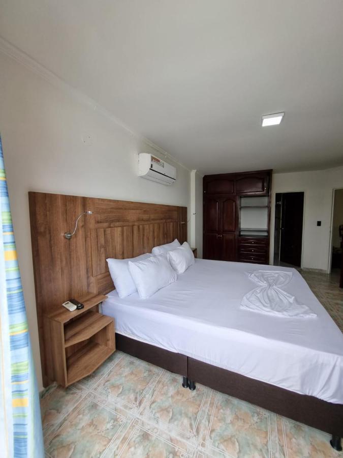 Zahira Hotel Melgar Exteriör bild