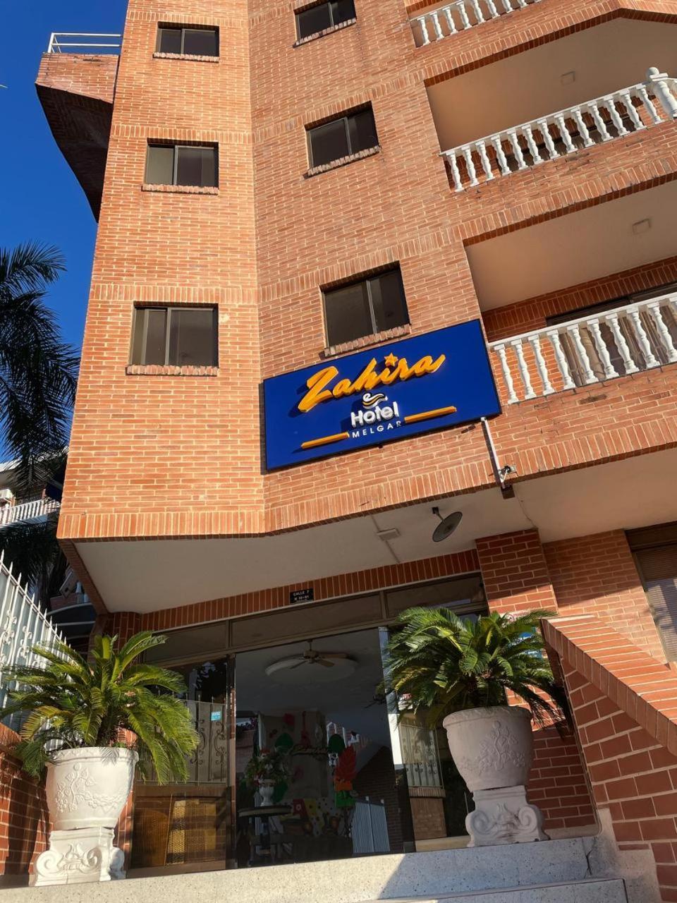 Zahira Hotel Melgar Exteriör bild
